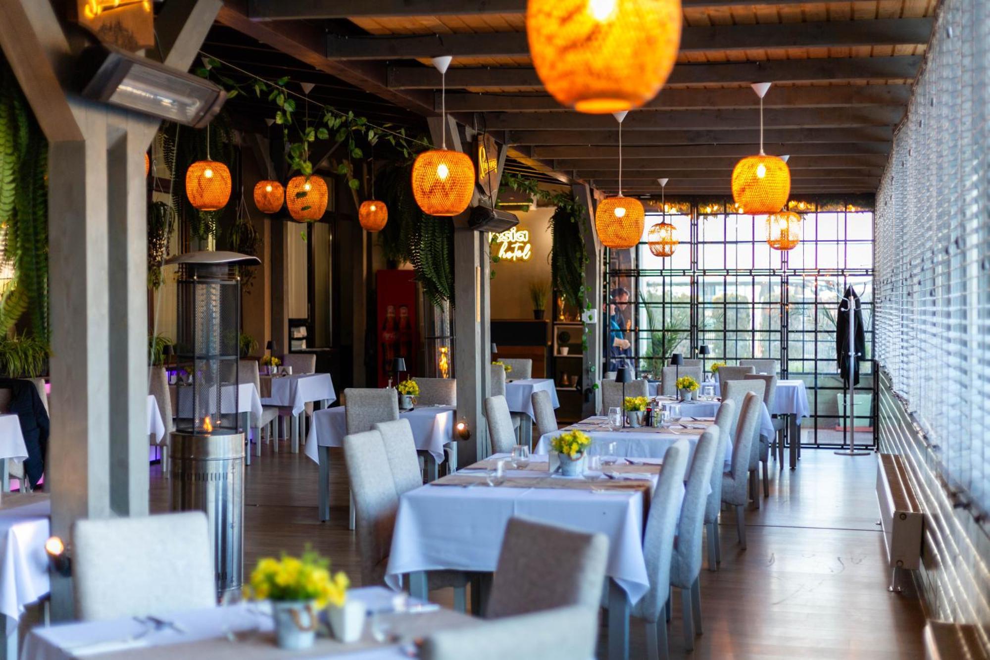 Hotel Restaurant Alesia Corunca Εξωτερικό φωτογραφία