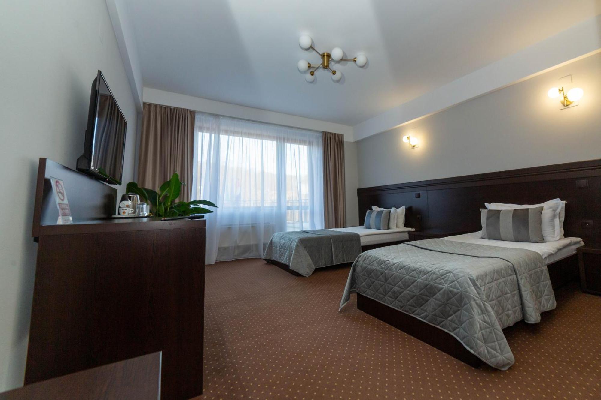 Hotel Restaurant Alesia Corunca Εξωτερικό φωτογραφία